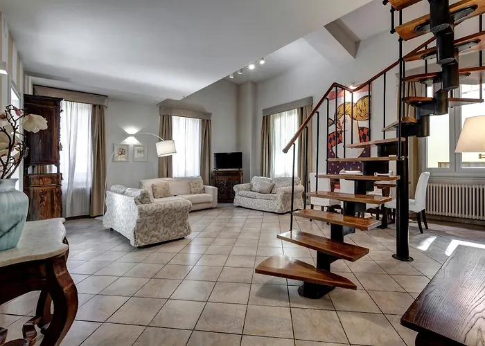 Taddeo Apartement By Mamo Florence